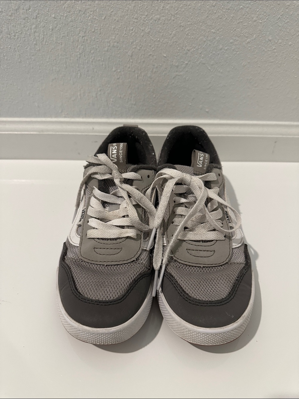 Vans Kids Gray, Black and White Low-Top Sneakers